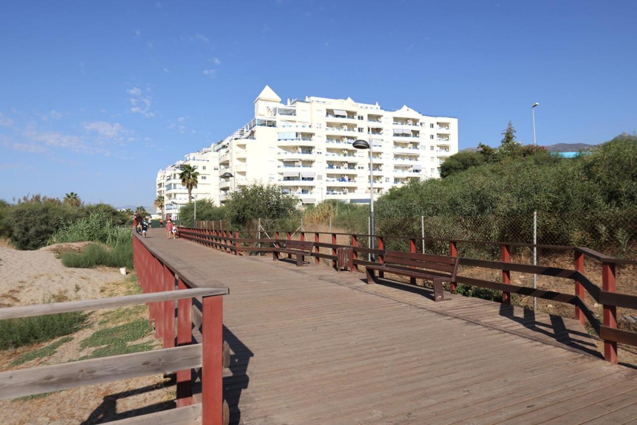 Lujo En Banana Beach Primera Linea De Playa Marbella Exterior foto